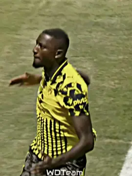 Serhou Guirassy is THE best striker itw 🇬🇳🤷‍♂️ | Cheap football kits for 18$ link in bio! | #serhouguirassy #guirassy #bvb #dortmund #fy #fyp #foryou 