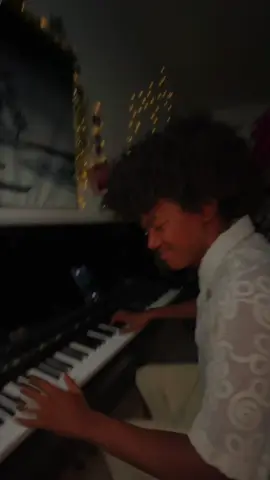 Dont be afraid to catch feels 🕺🏾 #calvinharris #pharellwilliams #katyperry #bigsean #funkwav #feels #piano #fyp #viral #CapCut  