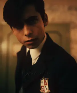 gn #aidangallagher #fivehargreeves #umbrellaacademy #edit #foryou #viral #aftereffects #tua #theumbrellaacademy #fypシ 
