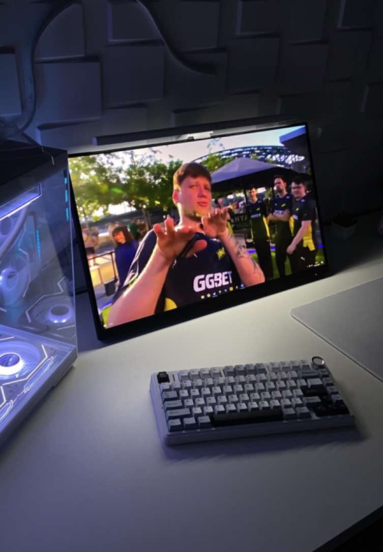 s1mple #setup #setupgaming #setupgamer #clean #white #pc #pcgamer #s1mple 