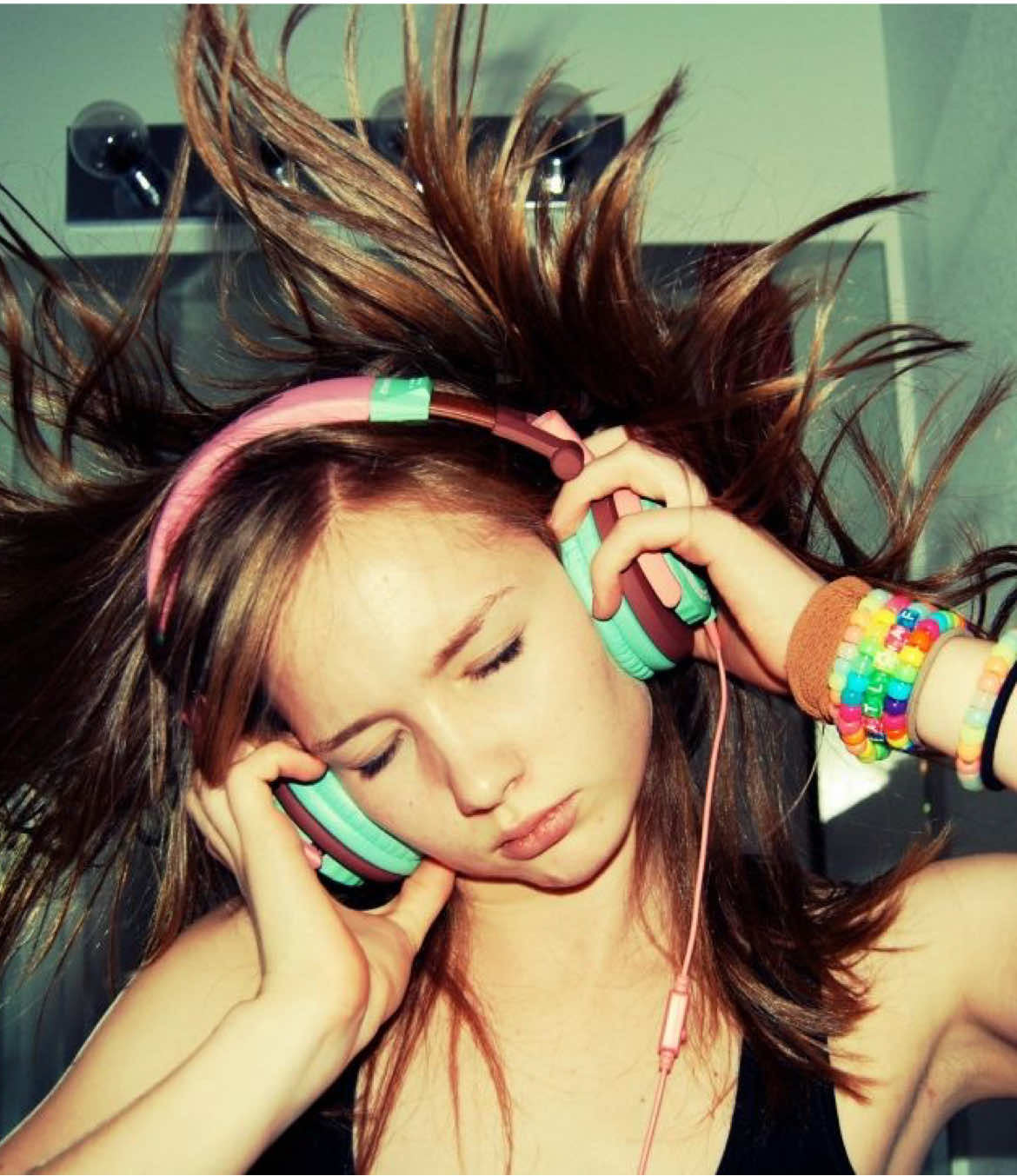 this was funny to make #piercetheveil #ptv #kissingincarsptv #vicfuentes #tonyperry #jaimepreciado #fyp #foryoupage #moots? 