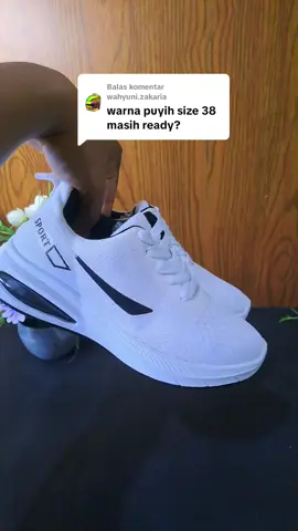 Membalas @wahyuni.zakaria ready nih kak sepatu olahraga wanita #sepatuwanita #sepatusenamwanita #sepatuolahragawanita 