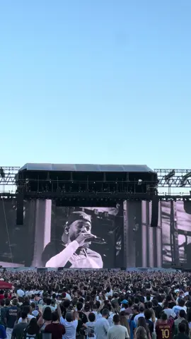don't tell no lies about me and i won't tell truths about you #kendricklamar 