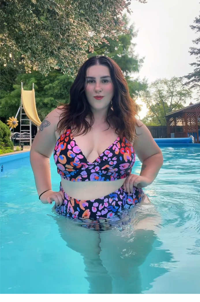 Had to hop on this trend 😏😝 #trending #piercetheveil #swimsuit #fyp 