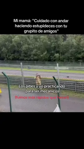 a los pits!!  #f1 #formula1 #formulaone #f1tiktok #f1edit #humor #f1memes #f1latam #latam #belgiangp #spafrancorchamps #pitstop #ferrari #scuderiaferrarif1 #f1team #mclarenf1 #f1fans #f1lovers #viraliza #ponmeenparati #ponmeenparatitiktok 