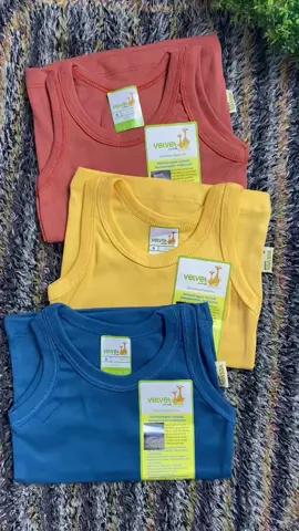 Singlet warna polos nihh bund by velvet junior ready size S,M,L,LB,2,3 harga per 3 pcs yuk bund langsung di order sekarang 🛒🛍️🛍️#velvet #velvetjunior #singlet#kaosdalam 