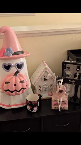 Summerween Shopping  @HomeGoods   @TJ Maxx   @Marshalls  Halloween is creeping in early and I'm loving it! This is what I found  What do you think?  They do have the cutest decorations out this year. 🩷👻🎃💀🕸️🕷️ #summerween #halloween #unboxing #unbagging  #homegoods #marshalls #tjmaxx 