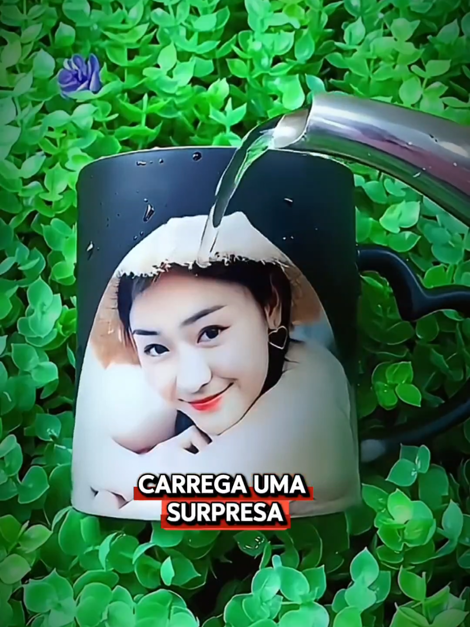 caneca mágica personalizada ideal para presentear alguém especial #canecamágica #caneca #tiktokshop 