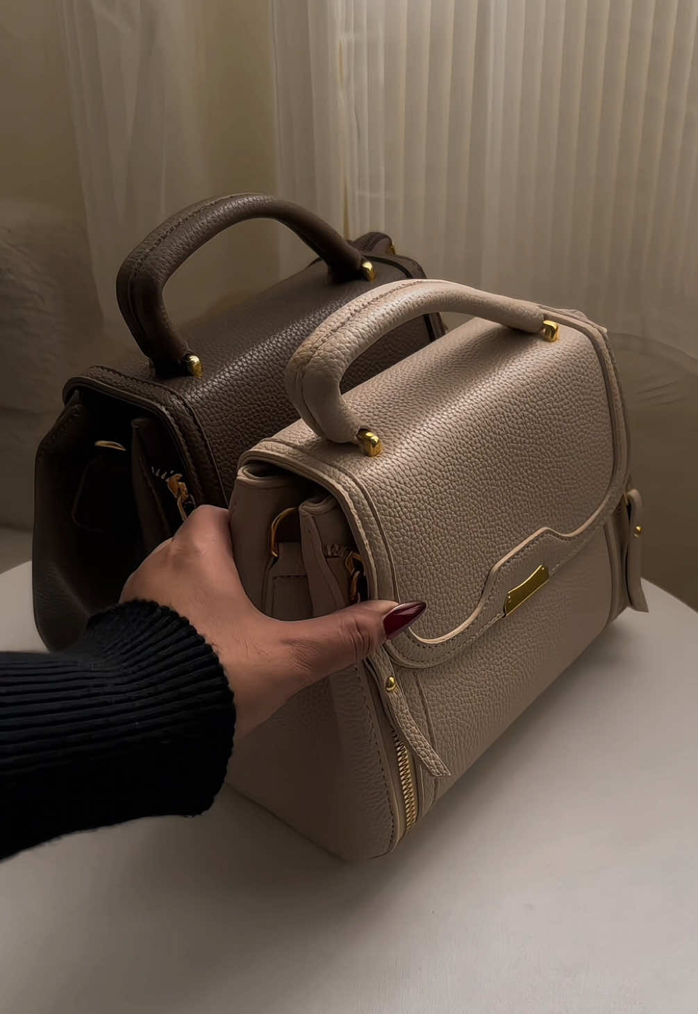 Ang gaganda ng colors, spot your bet, girl!! — classy bag for women 🤎 #bag #slingbag #belindabag #bagforwomen 