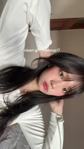 clean girl makeup tut!🤍 #cleangirl #cleangirlaesthetic #makeup #makeuptutorial #makeuphacks #MakeupRoutine #fyp #foryou 