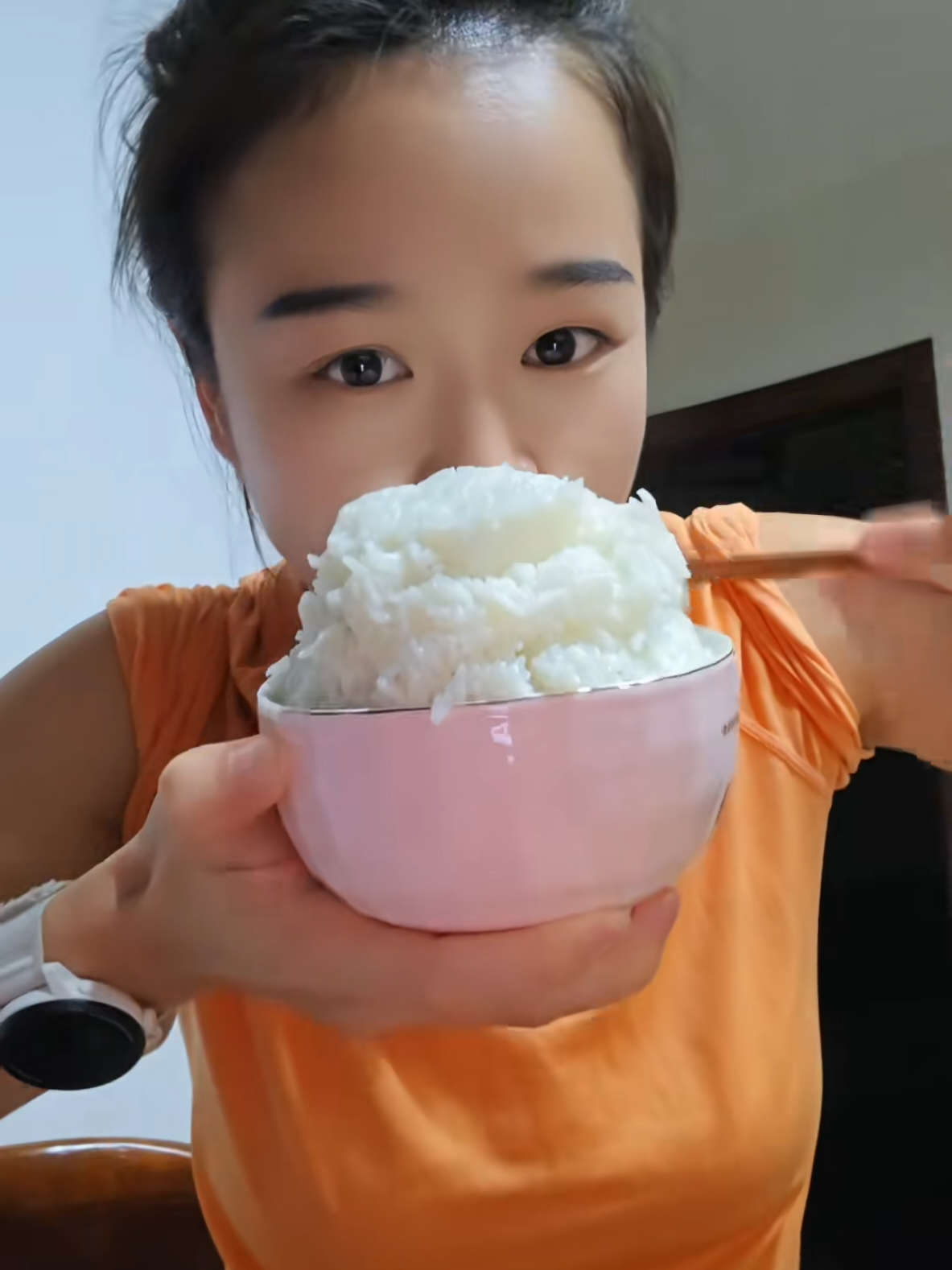 Ăn chén cơm nhìn hết hồn #chaybo #thoitrangchaybo #aochaybo #quanchaybo #giaychaybo #xuhuong #dongluctapluyen #kyluatbanthan 