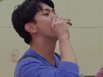 「よく見といてくださいね」って言って、自分も一切目を逸らさずに飲む3杯目が刺さる…     #正門良規 #aぇgroup 