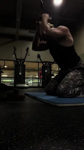 Silent sets… #workout #gain #fypシ゚viral 