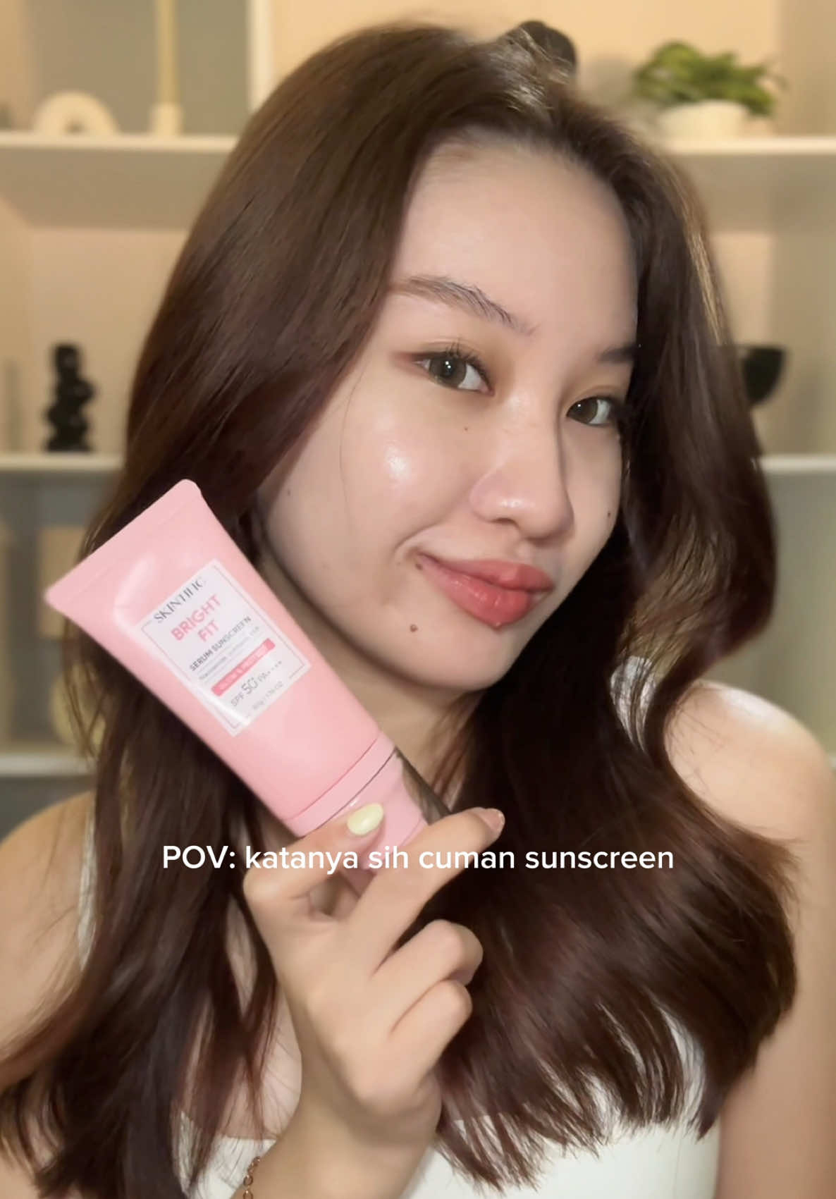 gimana sih konsepnya pake sunscreen doang tp bisa sebagus ini finishnya😩💗 #sunscreen #skintificsunscreen #sunscreenviral #sunscreenreview #brighteningsunscreen 