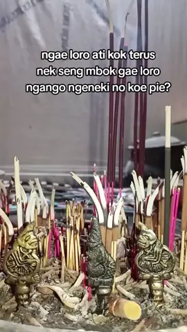 semar mesem#viralvideo #jawa #peletampuh #fypage #peletampuh #lewatberanda #ilmubermanfaat #peletfoto #kembangkantil #vira #jawatimur #masukberandafyp #lewatberandafypシ 