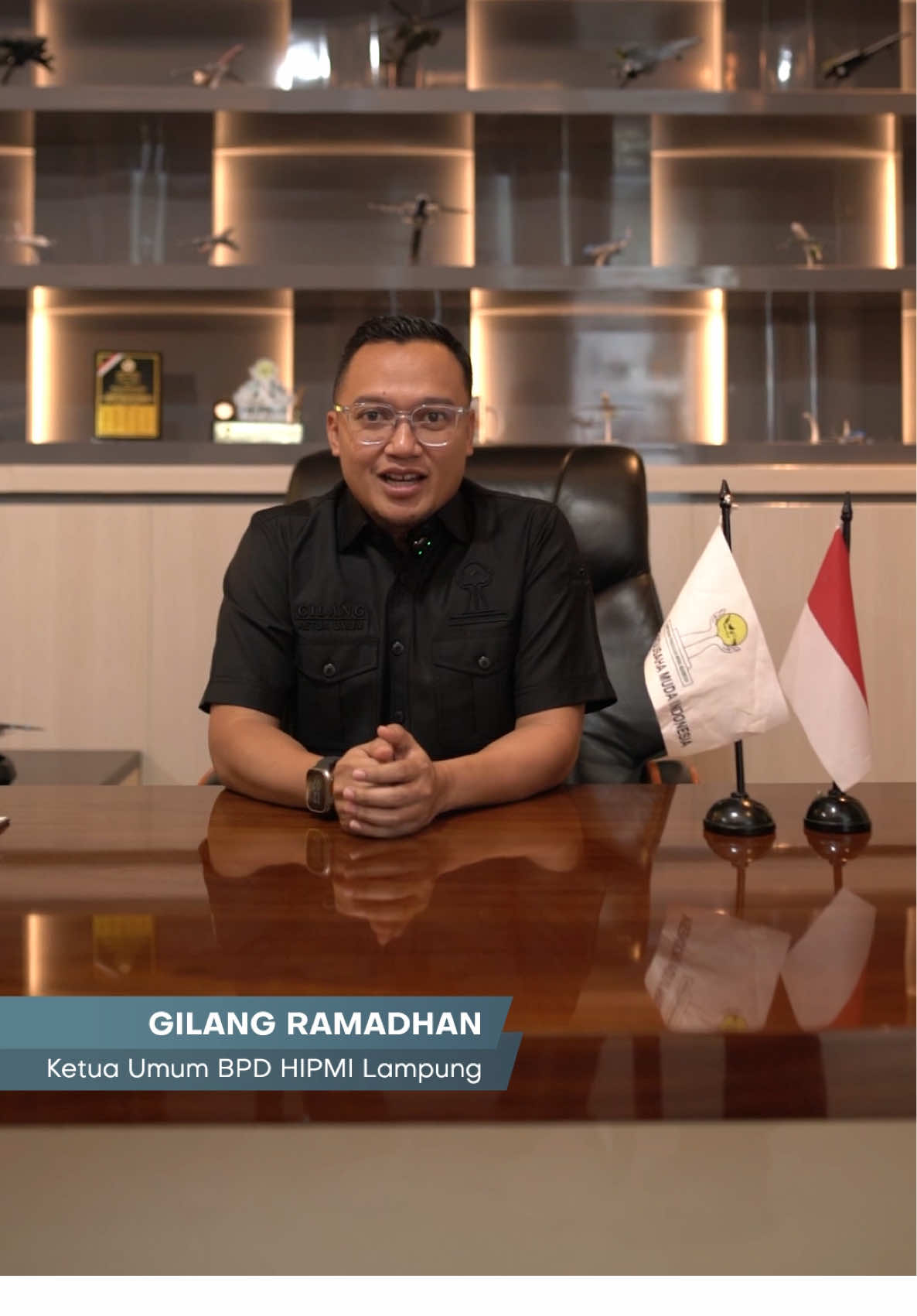BPD HIPMI Lampung mengucapkan selamat dan sukses untuk peresmian Stadion Sumpah Pemuda dan Bhayangkara Presisi FC sebagai tim kebanggaan baru masyarakat Lampung.   Kami mengapresiasi langkah strategis ini sebagai bentuk nyata dalam membangun infrastruktur olahraga dan mendorong prestasi generasi muda di Bumi Ruwa Jurai.   Terima kasih dan penghargaan setinggi-tingginya kepada Gubernur Provinsi Lampung atas komitmen dan dukungannya terhadap kemajuan dunia olahraga di Lampung. Semoga Stadion Sumpah Pemuda menjadi pusat pembinaan atlet, tempat lahirnya talenta terbaik, dan Bhayangkara Presisi FC mampu mengharumkan nama Lampung di kancah nasional. #hipmilampung  #bhayangkarafc 