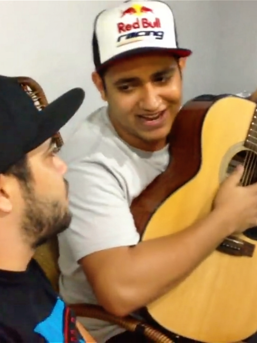 mais uma relíquia de Henrique e Juliano 🤠🐎 rolou até um funk! lindos!! #henriqueejuliano #funksertanejo #soufahenriqueejuliano @Henrique e Juliano 