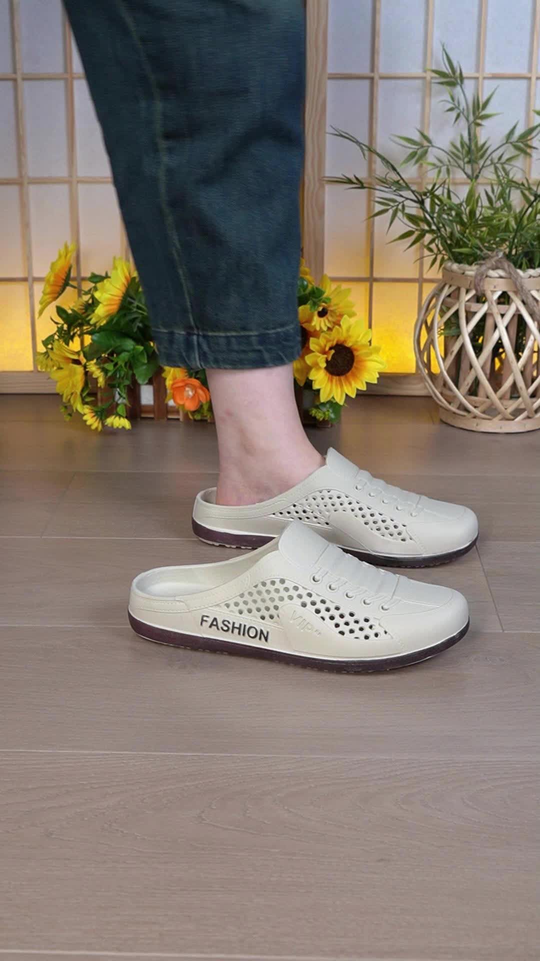 Whoever wears it knows! Super breathable and non-slip men's shoes, comfortable and amazing  #Breathable and awesome #non-slip giant bull #comfortable men's shoes 