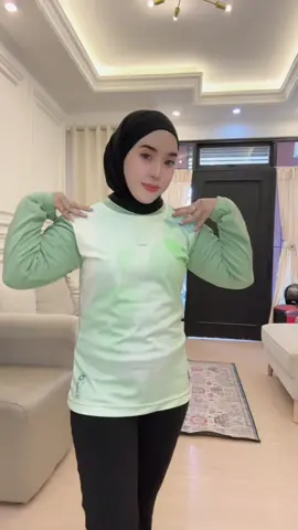 warna warna baju olahraganya terlalu gemes sih ini harganya murah jdi beli semua warna ya kaka #rekomendasibajuolahraga #bajuolahragawanita #bajuolahraga #outfitolahraga 