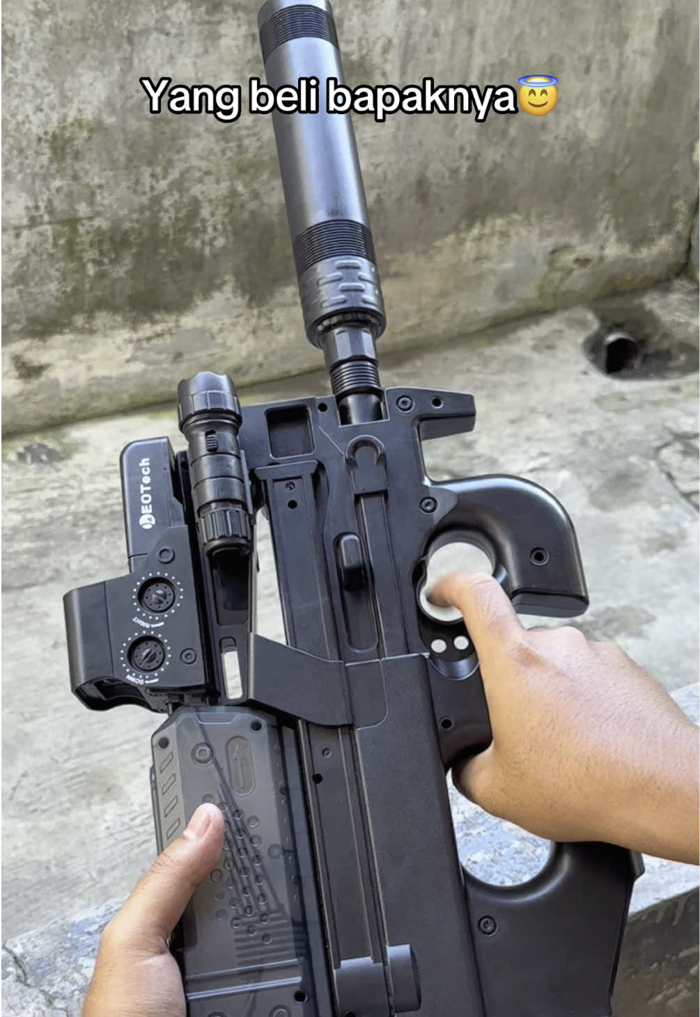 Pasti alesannya buat anak seneng😇 #masukberanda #fyp #mainantembakan #watergun #watergelgun #p90 #pubg #deltaforcemobile #deltaforce 