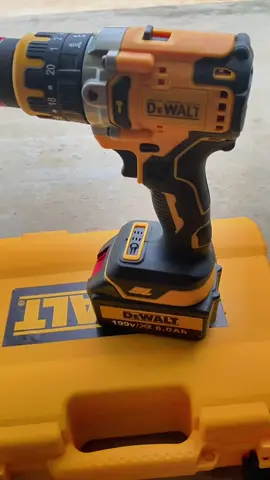 Máy khoan pin chính hãng dewalt, đầu kẹp 13 li chuyên công trình, gia đình đều được#trending #maykhoanpin #khoanpin #xuhuong #thinhhanhxuhuongtrend 