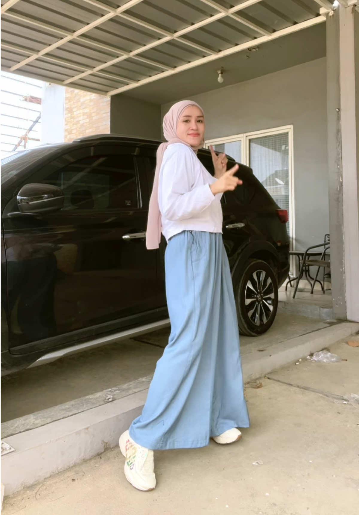 Meracyuni lagi aku #kulot Namagi 🖤 JOIN LIVE NANTI MALEM JAM 20.00 🙏🏻