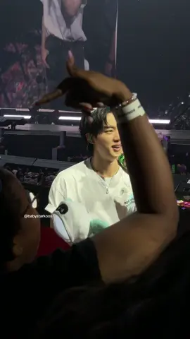 MY VIEW WTFFF #runseokjin_eptour #tampa #bts #jin 