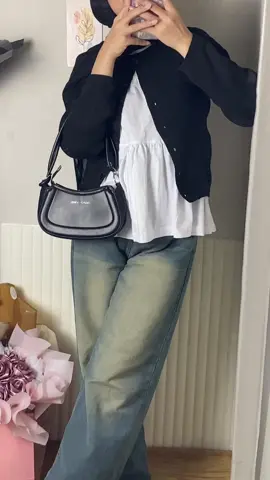 #blouse #blousemurah #blouseviral #ootdviral #outfitviral #racuntiktok #blouserempel #innerrempel #inner #cardigan #cardiganrajut #OOTD #ootdhijab #ootdfashion #outfit #outfitideas #outfitinspo #outfitinspiration #fy #fyp #foryou #foryoupage 