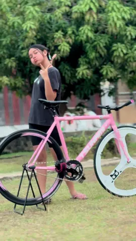 asek kinclong #fyp #viral #fixie #fixiedgear #pink 