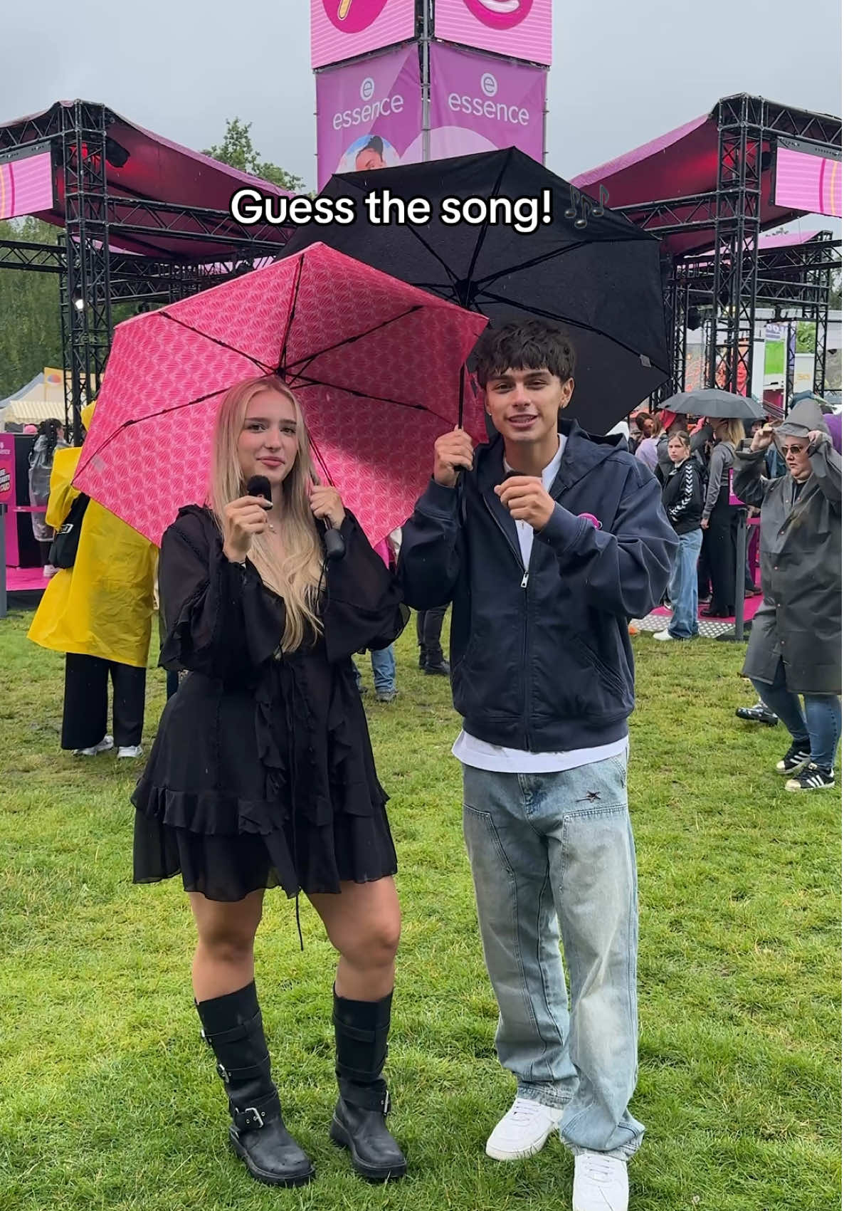 🎤 Emoji Song Quiz with @noah! Can YOU guess the song before they do? 👀 Tell us in the comments 🔥 #MakeBeautyLoud #EmojiChallenge #FestivalVibes #SongQuiz #MusicQuiz #GuessTheSong #NoahMiguel #Festival #FestivalMakeup #Music 