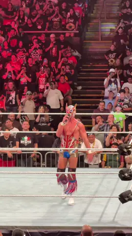 El speech en español de El Grande Americano en el WWE Supershow Monterrey 2025 #WWE #elgrandeamericano #chadgable #ludwigkaiser 