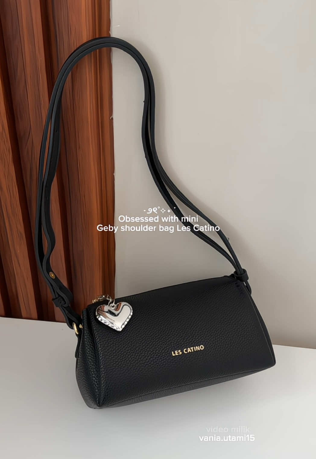 Tas kecil tapi bisa muat banyak barang 💕🫶🏻 @Les Catino #lescatinobag #gebyshoulder #taswanita #tasmurah #shoulderbag 
