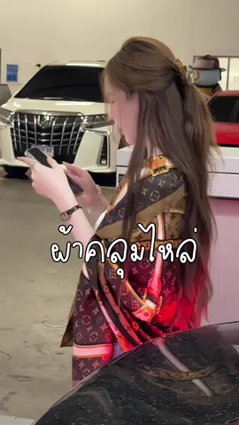 ผ้าพันคอสวยทุกลายเลยค่ะ 🥰