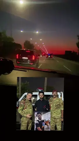 ##عاجل قوة من أمن الــحـ،شـــ،ـد الشــ،ـعـ،بي تلقي القبض على الشخص الذي أقدم على حـ،رق صورة أبو مهدي المـ،هــ،نـ،دس، وذلك بعد ساعات من انتشار مقطع الفيديو على مواقع التواصل الاجتماعي.