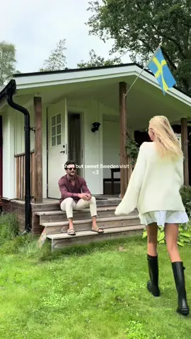 there's nothing like Swedish summers 🧡