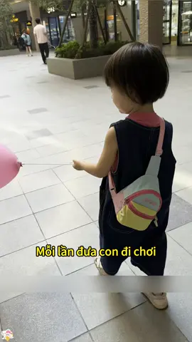 Balo nhỏ mà sức chứa lớn, mọi món đồ lặt vặt đều đựng được. Phối màu dopamine tươi sáng, đeo lên vừa đẹp vừa dễ phối đồ.