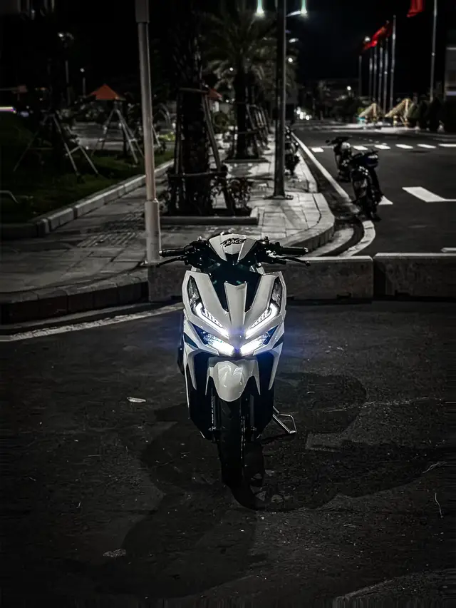 📸💲⚜️🔱#vario #xu #xuhuong #fanvario #vario125 #vario150 #variodokieng❤️#click #varionistyindonesia #fyp #vairal #southvietnamscooterteam🇻🇳 #vkenjin0 