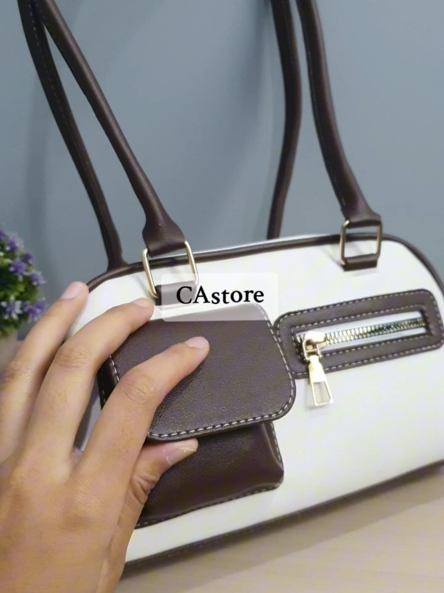 NEW COLECTION FIORA KOMBI COLOR😍✨️🎀 #tas #tasshoulder #shoulderbag #slingbag #tassimpel #tascantik #taskorean #belilokal #lokalbrand #castore #fyp #trending 