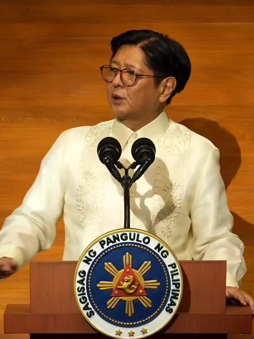 ‘BUILD BETTER MORE’ Iginiit ni Pangulong Ferdinand Marcos Jr. sa kaniyang #SONA2025 na hindi palalampasin ng pamahalaan ang anumang uri ng katiwalian sa pagpapatupad ng mga proyekto sa ilalim ng Build Better More. #NET25NewsAndInformation #4thSONA #SONA2025 #PBBM