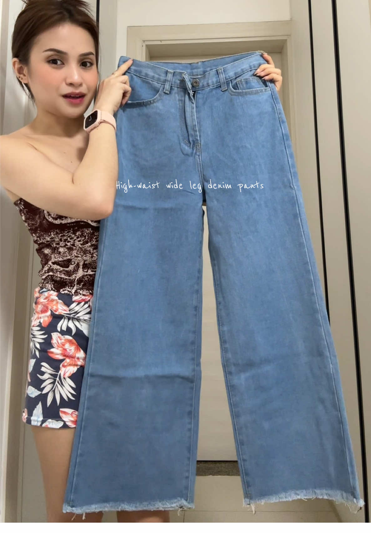 Hindi lang edad ang nagbabago sakin, pati style na rin hehe 😍👖 Denim wide leg pants lover na rin akooo ngayon 🥹🤩 #denim #wideleg #baggyloosejeans #highwaistpants #widelegjeans #merryhil #merryhilrecos 