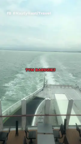 Im bardziej ci zazdroszczą — tym bardziej jesteś na właściwej drodze. Chcą cię zniszczyć? To znaczy, że widzą w tobie coś, czego sami nie mają. Nie chcą cię zrozumieć — chcą cię złamać. Bo jesteś przypomnieniem ich porażek. Ich tchórzostwa. Ich zmarnowanego życia. Zazdrość to nie emocja. To jad. To syf, który sączy się z tych, którzy przegrali, ale nie mają jaj się do tego przyznać. Więc muszą znaleźć kogoś do zniszczenia. Kogoś, kto się nie poddał. Ciebie. Nie będą bić ci braw. Będą pluć. Szczuć. Szeptać za plecami. Ale pamiętaj jedno: Psy szczekają tylko na tych, którzy idą dalej. Stojących nikt nie atakuje. Bo nie trzeba ich zatrzymywać. Nie tłumacz się. Nie prostuj. Nie spuszczaj głowy. Bo im właśnie o to chodzi — żebyś w siebie zwątpił. Żebyś przestał wierzyć w to, kim jesteś. Żebyś sam siebie rozjebał, zanim oni zdążą. Nie daj im tej satysfakcji. Uśmiechnij się. Zamilcz. I idź dalej. Bo największą karą dla tych wszystkich zawistnych gnojów… jest to, że ty wciąż wstajesz. I że idziesz dalej z podniesioną głową — kiedy oni już dawno leżą i szczekają z błota. ⸻ #N#NastyRastiTravelK#Kawapelnaprzygodn#nienawiśćz#zazdrośćs#siłab#bezlitosnaPrawdai#idźdalejwstań