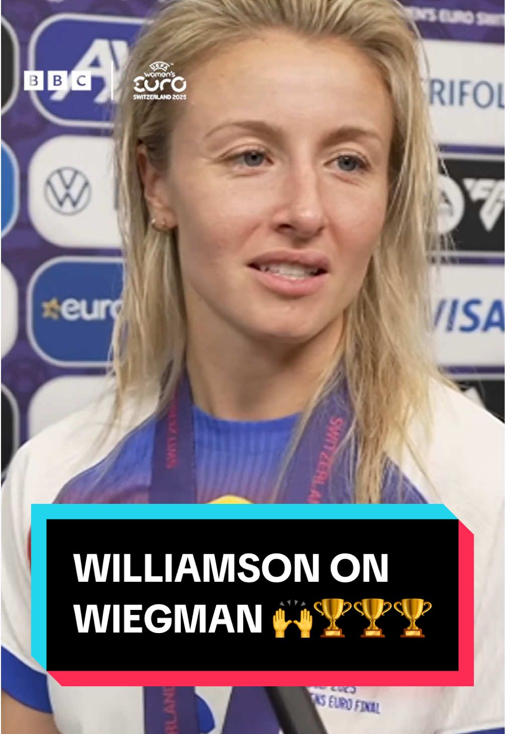 “If she tells me to jump, I say ‘how high?’” 💪 Lionesses skipper Leah Williamson has nothing but praise for England manager Sarina Wiegman!  #Lionesses #WEuro2025 #England #LeahWilliamson 