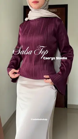 Serasa nemu harta karun dapet top secantik ini Under 100K wuuuuuuu🎉 wajib punya! @Caerys Studio  #viraltop #caerysstudio #atasanwanita #atasanwanitamurah #atasanviral #outfitideas 