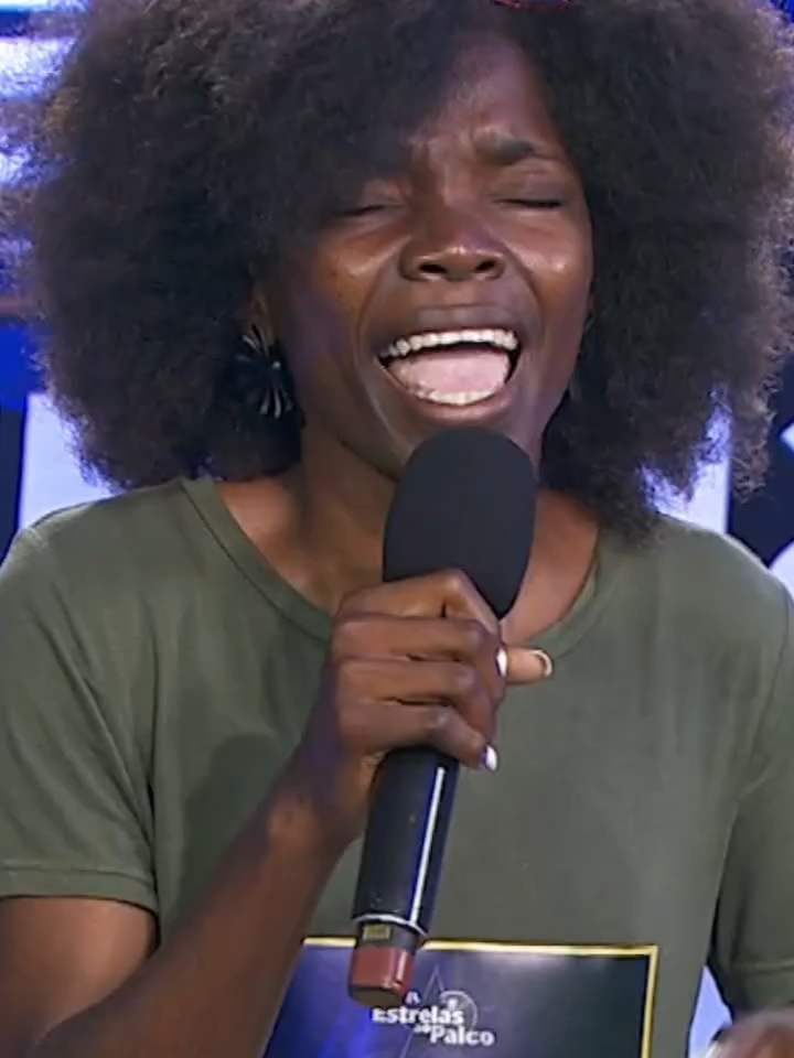 Os jurados ficaram encantados com a imitação de Alicia Keys.  Será que Yariela Gomes vai longe no programa?  #UnitelEstrelasAoPalco #EdiçãoDeOuro #Angola50Anos #ZAPViva_Oficial #tvcomcoracao