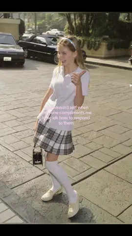 I genuinely don’t know how to respond to compliments that aren’t online🧍🏻‍♀️ #compliments #irl #me #mecore #girlblog #girlblogger #girlblogging #everygirlgetsherwish #lanaunreleased #imgonnapartylikeits1949 #partylikeits1949 #meetmeinthepalemoonlight #lanaunreleasedsongs #kirstendunst #girlbloggeraesthetic #girlblogger୨୧ #mecore #awkwardgirls #awkward #real #repost #reposts 