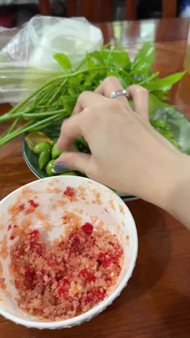 tập 1 : bầu cố vượt qua cơn nghén vào chiều tối #mẹbầu #thaigiaoamnhac 