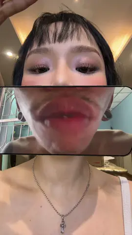 💋