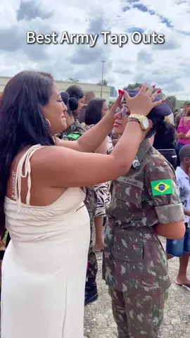 Best army tap outs #military #soldier #soldierhomecoming #cominghome #fallensoldier #sad #funeral #soldiercominghome #america #fyp #airforce #usa #army #graduation #surprise #reunion 