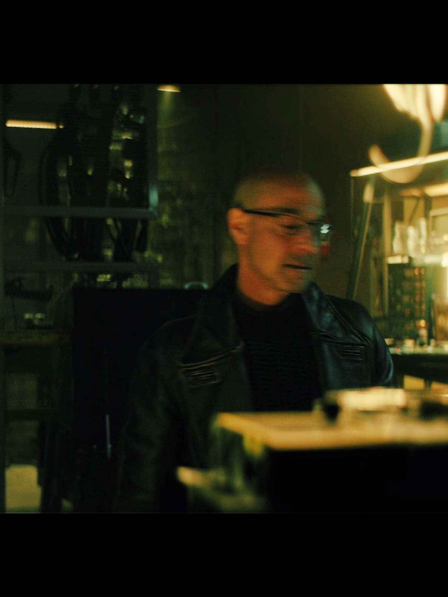 Top Agent Wakes Up After 8 Years With No Memory#movie #movieclips #filmtok #tiktok #fyp #fy #for #foryou #foryoupage #us #usa #usa🇺🇸 #usa_tiktok #movierecommendation #ActionMovie #Hitman #Assassin #SecretAgent #TikTokMovies #ActionScene