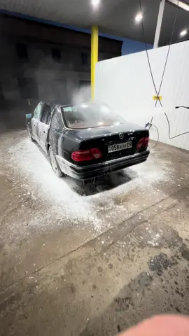 И кто бы что не новорил  ты моя первая❤️